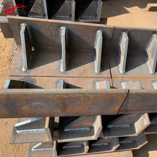 Steel Structure Platform Construction Welded Galvanized Steel Pre Embedded Parts