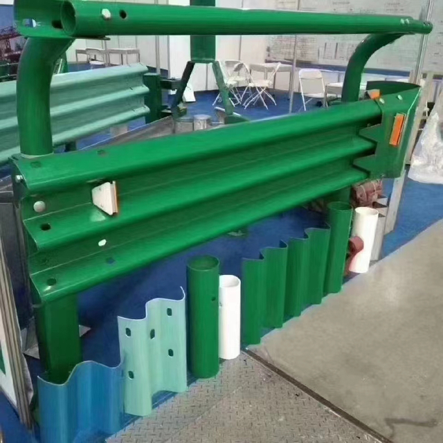 Best Price CE Thrie Waves W Beam Steel Highway Guardrail, Thire Beam with 80um Zinc Coating